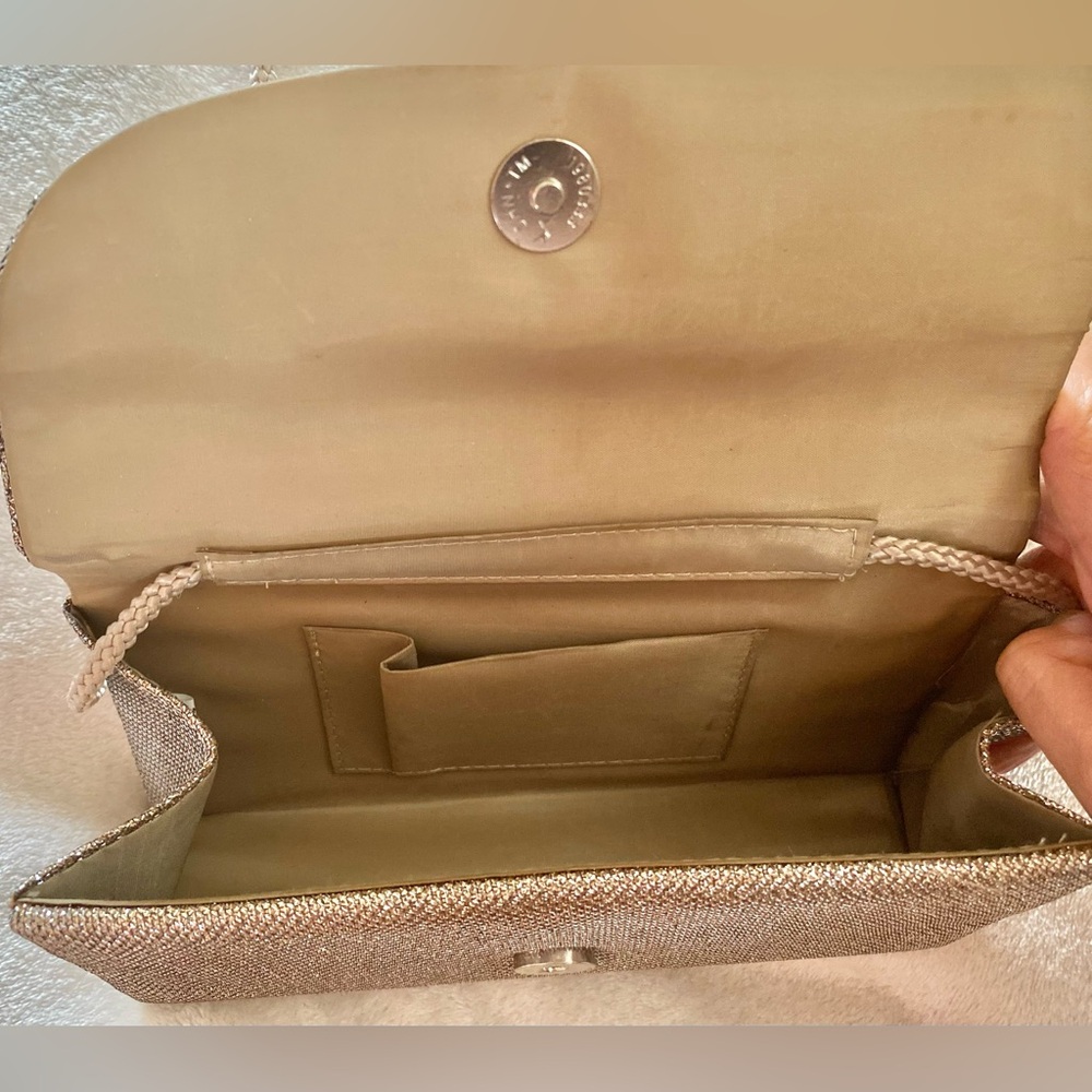 Small Gold Shimmer Clutch w/Strap - Picture 3 of 3